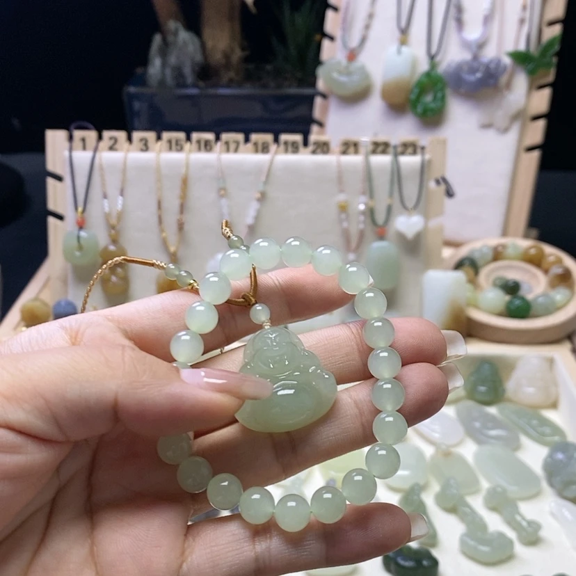 【闪购商品】和田玉未镶嵌颈饰梧****雨