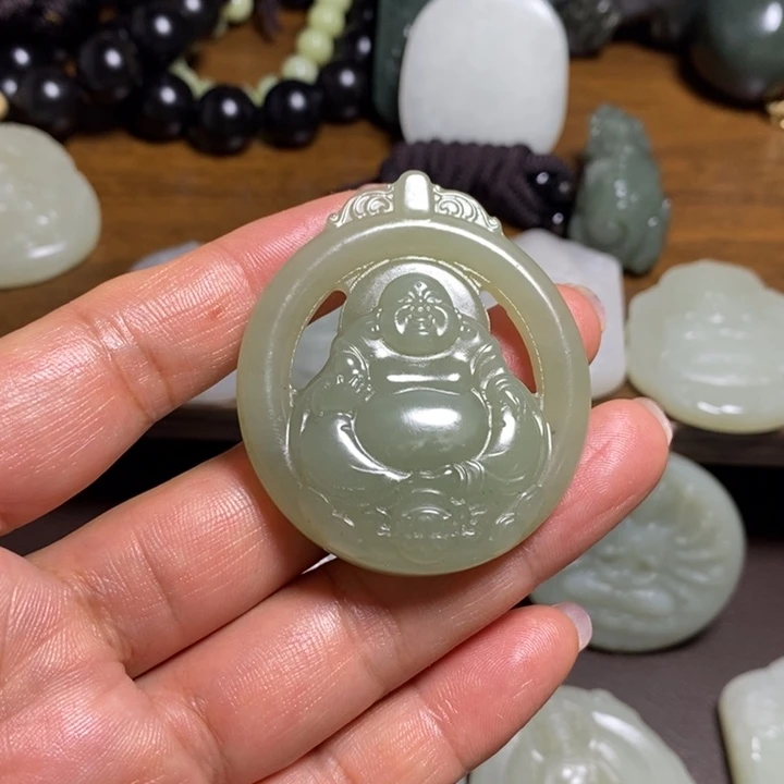 颈饰未镶嵌和田玉