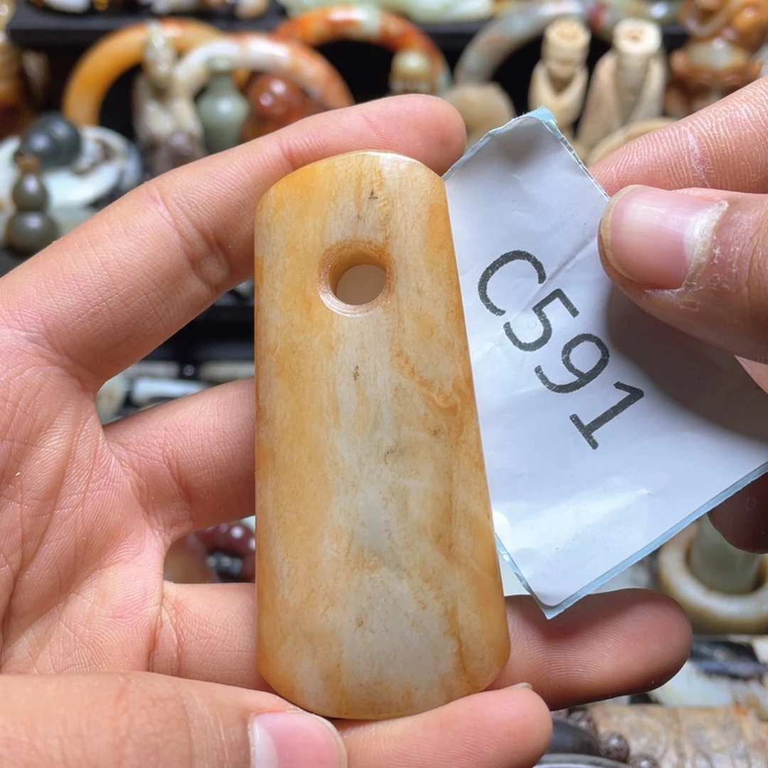 和田玉（糖玉）挂件未镶嵌