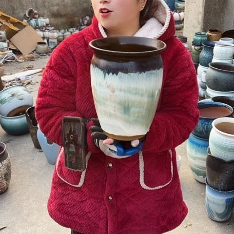 口20高26瑕疵盆子。