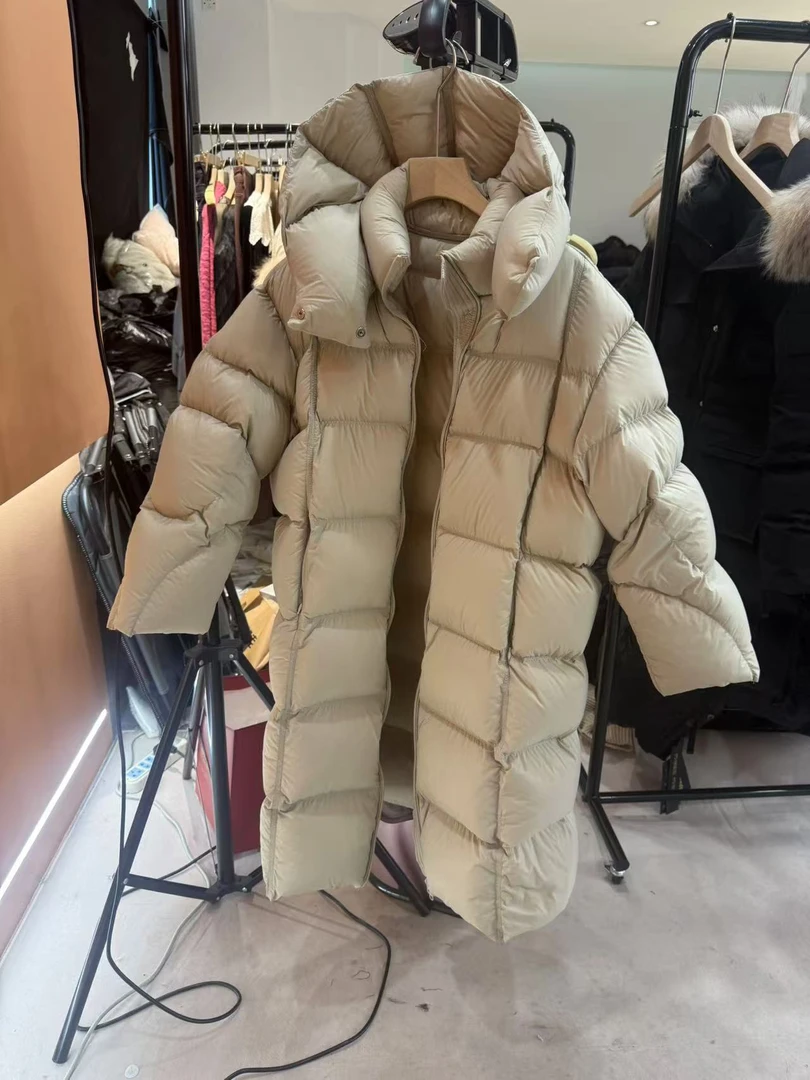 时尚长款云感鸭绒服