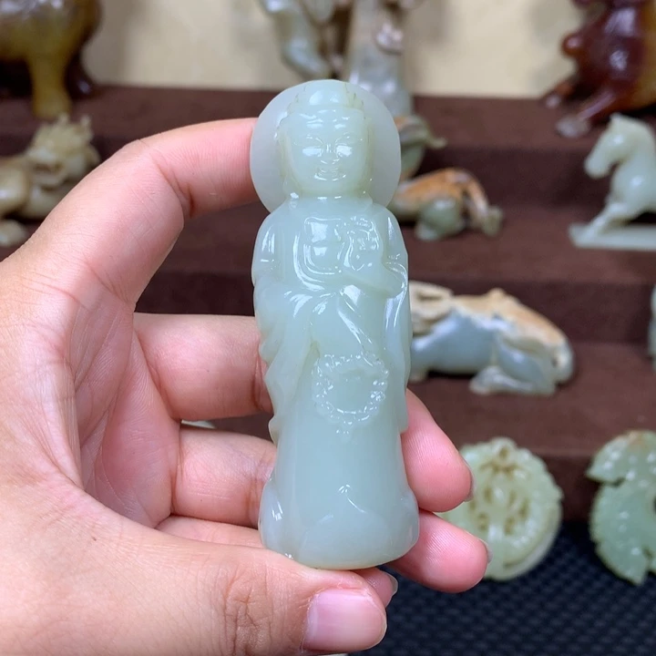 大***子未镶嵌和田玉挂件