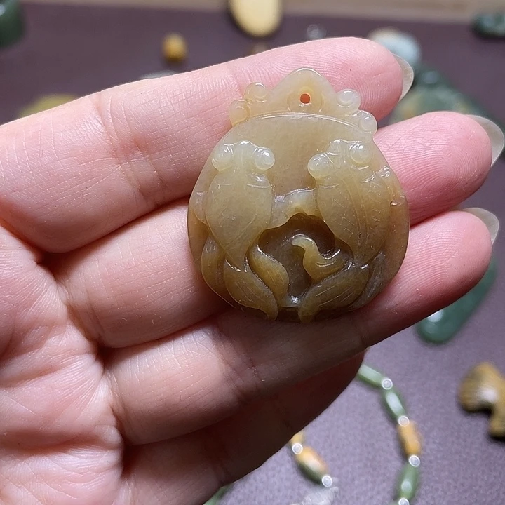手链未镶嵌和田玉（糖玉）椰*