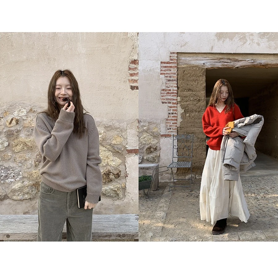 HelloooEat 30%巴素兰羊毛复古百搭V领套头纯色毛衣女显瘦EM3994