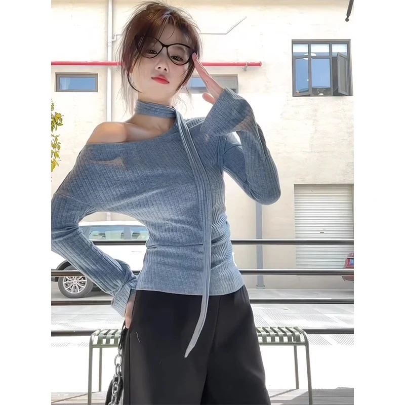斜肩挂脖飘带长袖t恤女早春季韩系蓝色穿搭收腰独特绝美露肩上衣