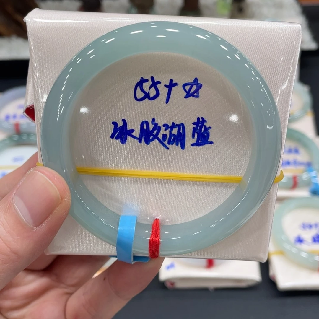 未镶嵌手镯翡翠翡翠