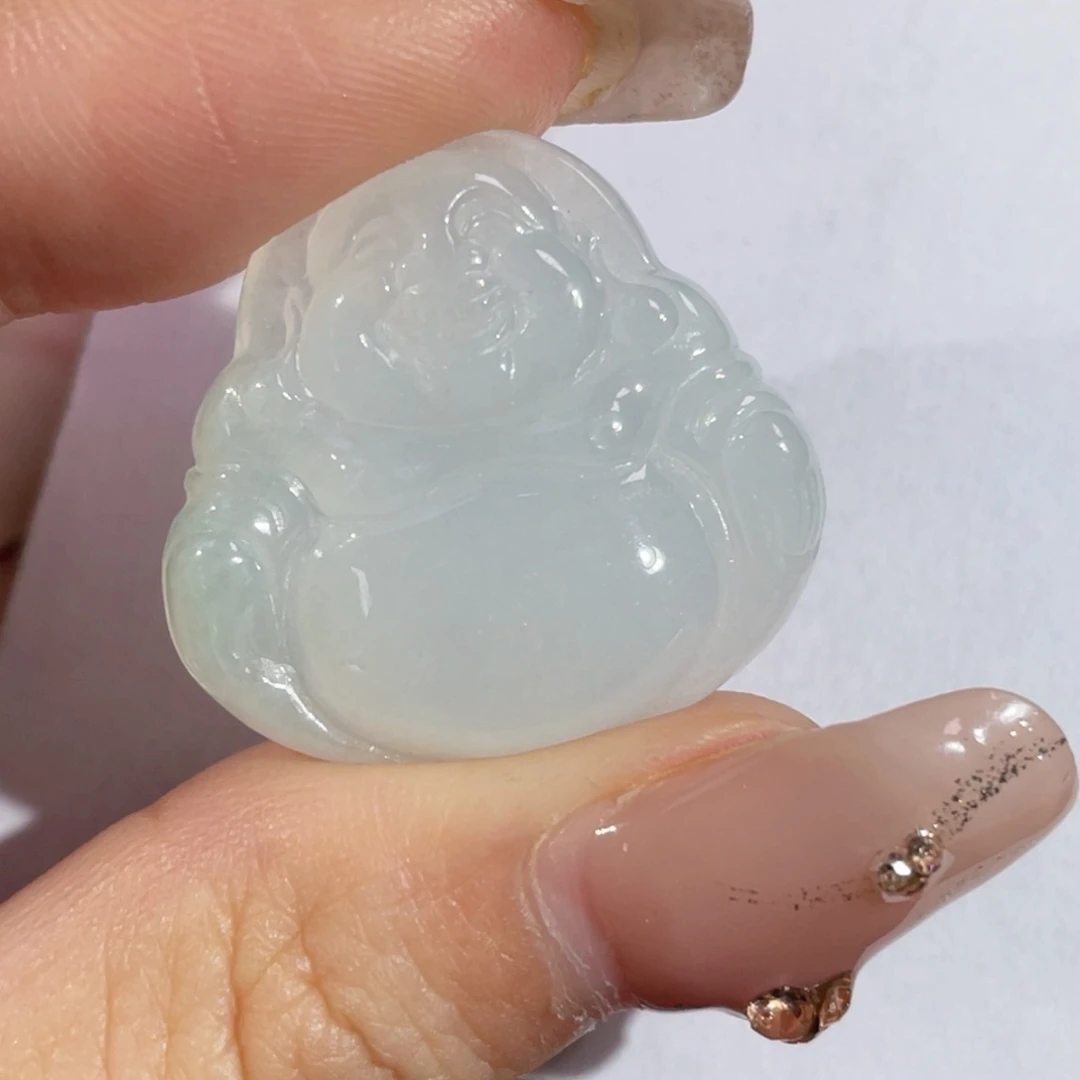 翡翠颈饰未镶嵌佛公