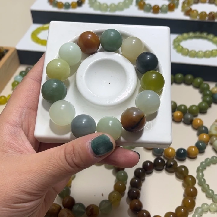 蛇纹石玉未镶嵌手链卡18