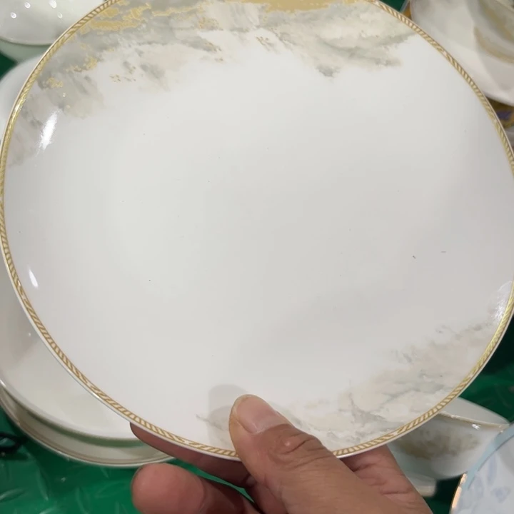 瓷片海岸八寸浅盘四个微瑕