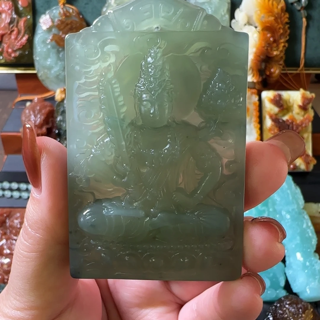 岫玉未镶嵌颈饰虚空藏