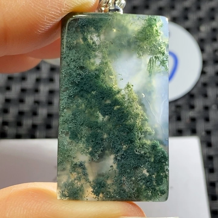 未镶嵌颈饰玛瑙/玉髓天**子