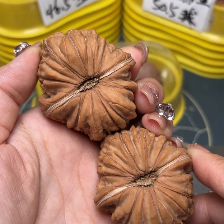 华***展文玩核桃吊坠46-33769-02