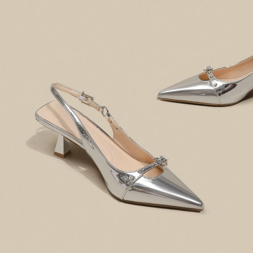 哒遇银色气质尖头高跟鞋女夏细跟单鞋子2025新款法式后空包头凉鞋