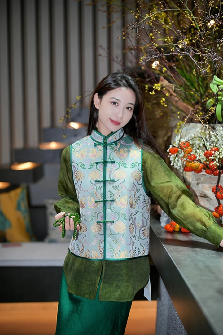 蓝大【甜雨绮】新中式桑蚕丝马甲6913