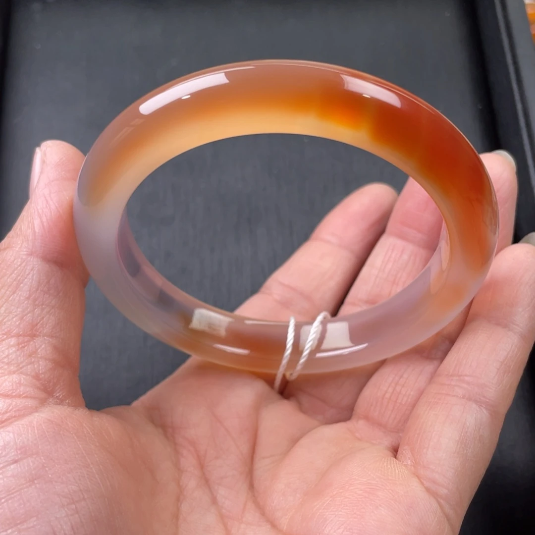 玛瑙/玉髓手镯未镶嵌58圈口