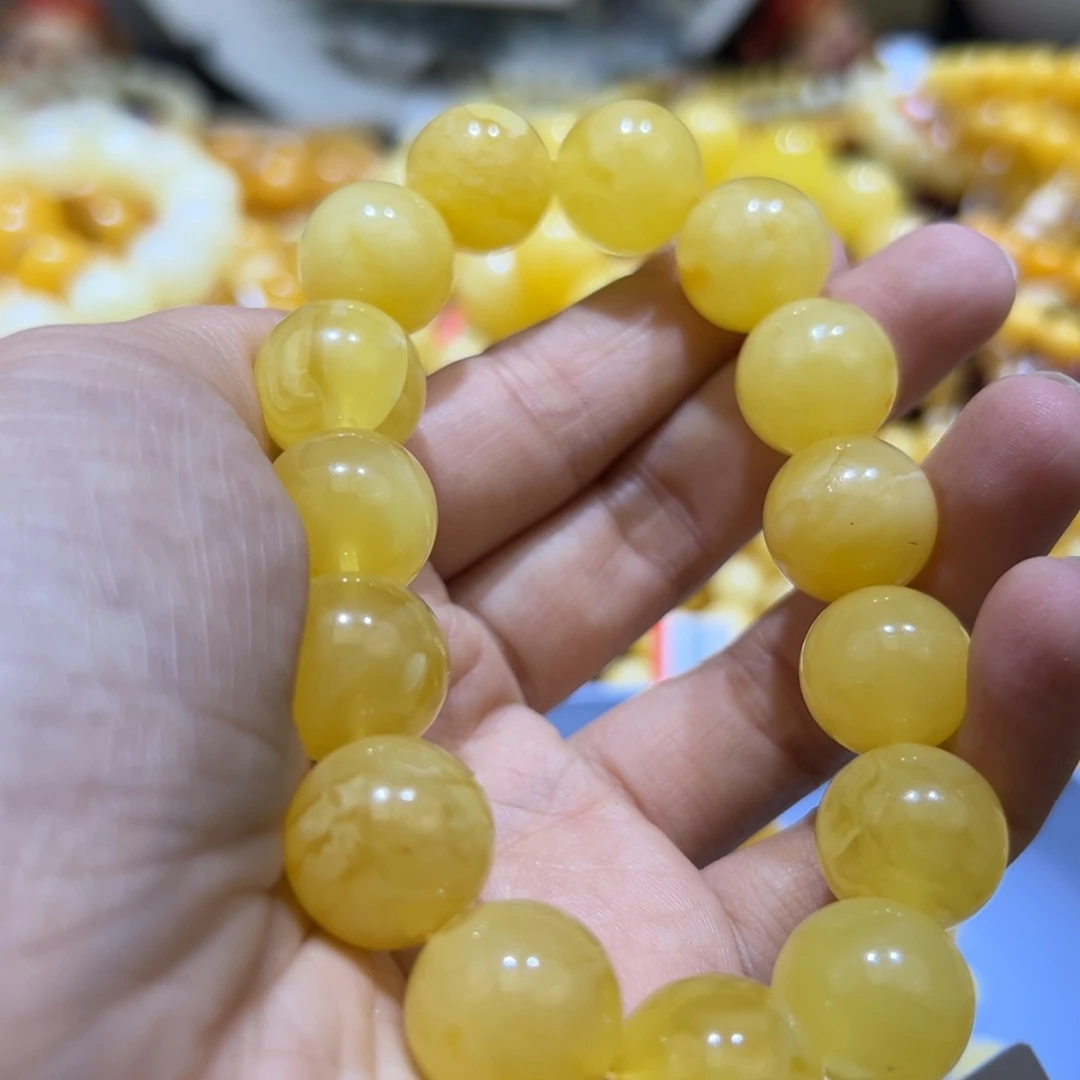 琥珀珠宝奇石未镶嵌