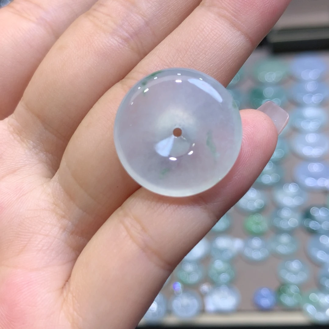 翡翠未镶嵌颈饰平安扣 20.5*5.9