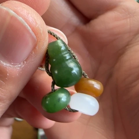 和田玉颈饰未镶嵌小*定制