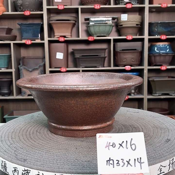 紫砂花盆一****子紫砂的颜色很好看呀