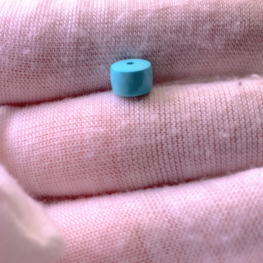 绿松石未镶嵌挂件6.8*4.6mm