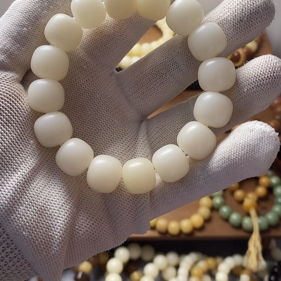 吊坠菩提根/象牙果树****号纯手工干磨定制款