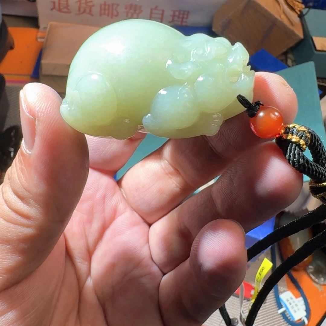 和田玉（糖玉）未镶嵌颈饰