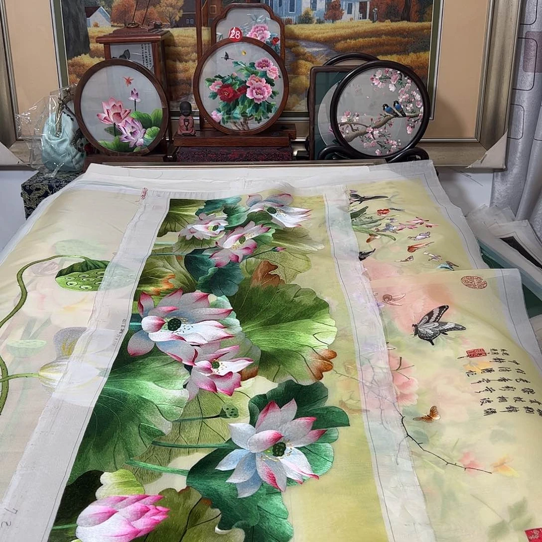 织绣芦****）纯手工刺绣画