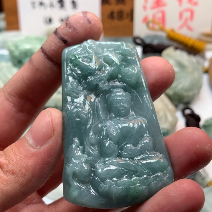 翡翠未镶嵌颈饰保真天然a货翡翠