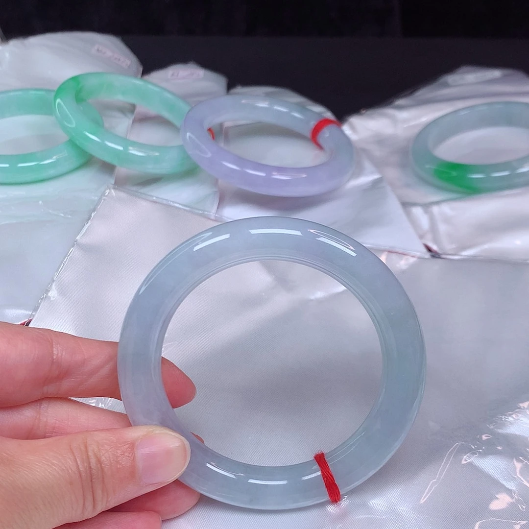 翡翠手镯未镶嵌翡翠手镯57