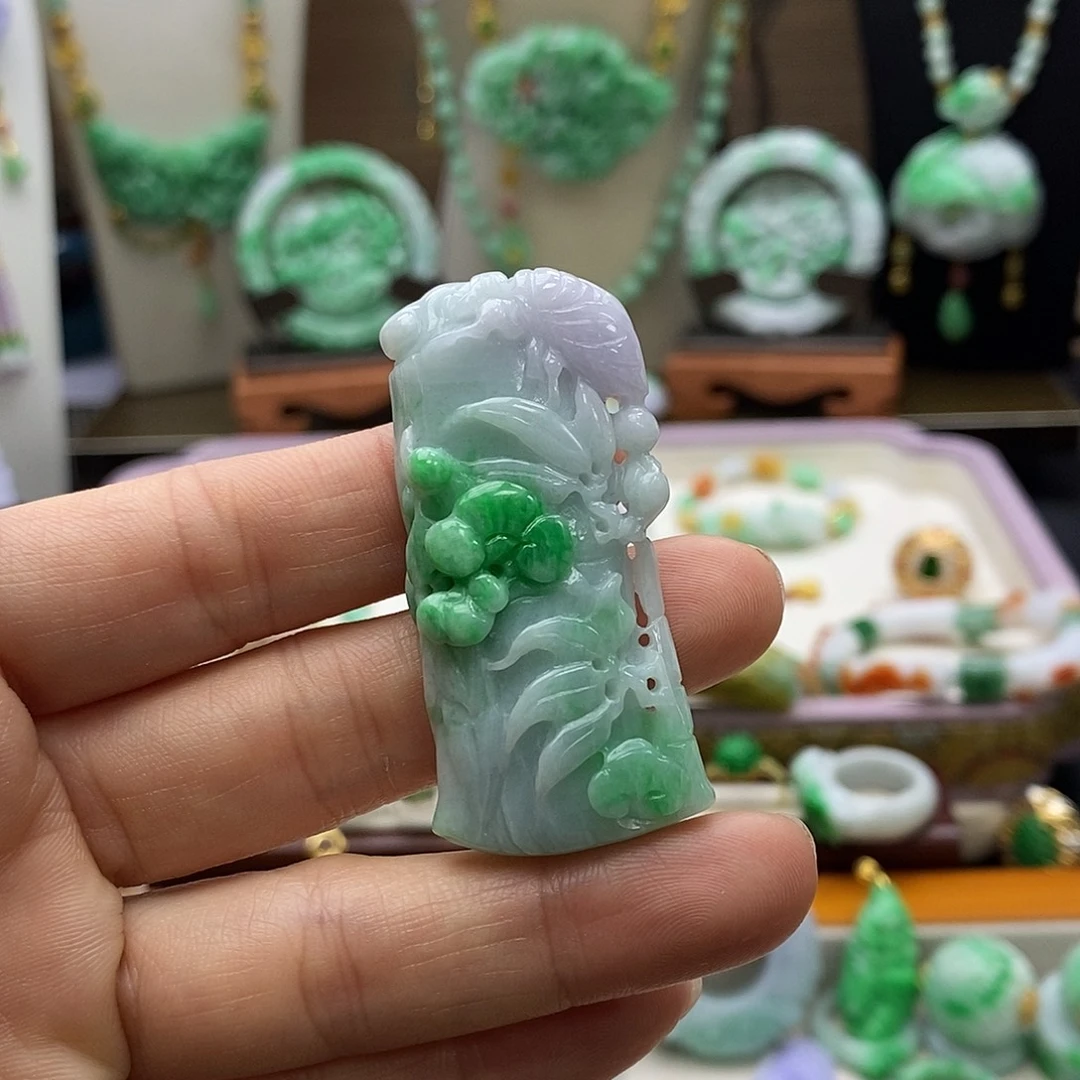 翡翠未镶嵌颈饰天然