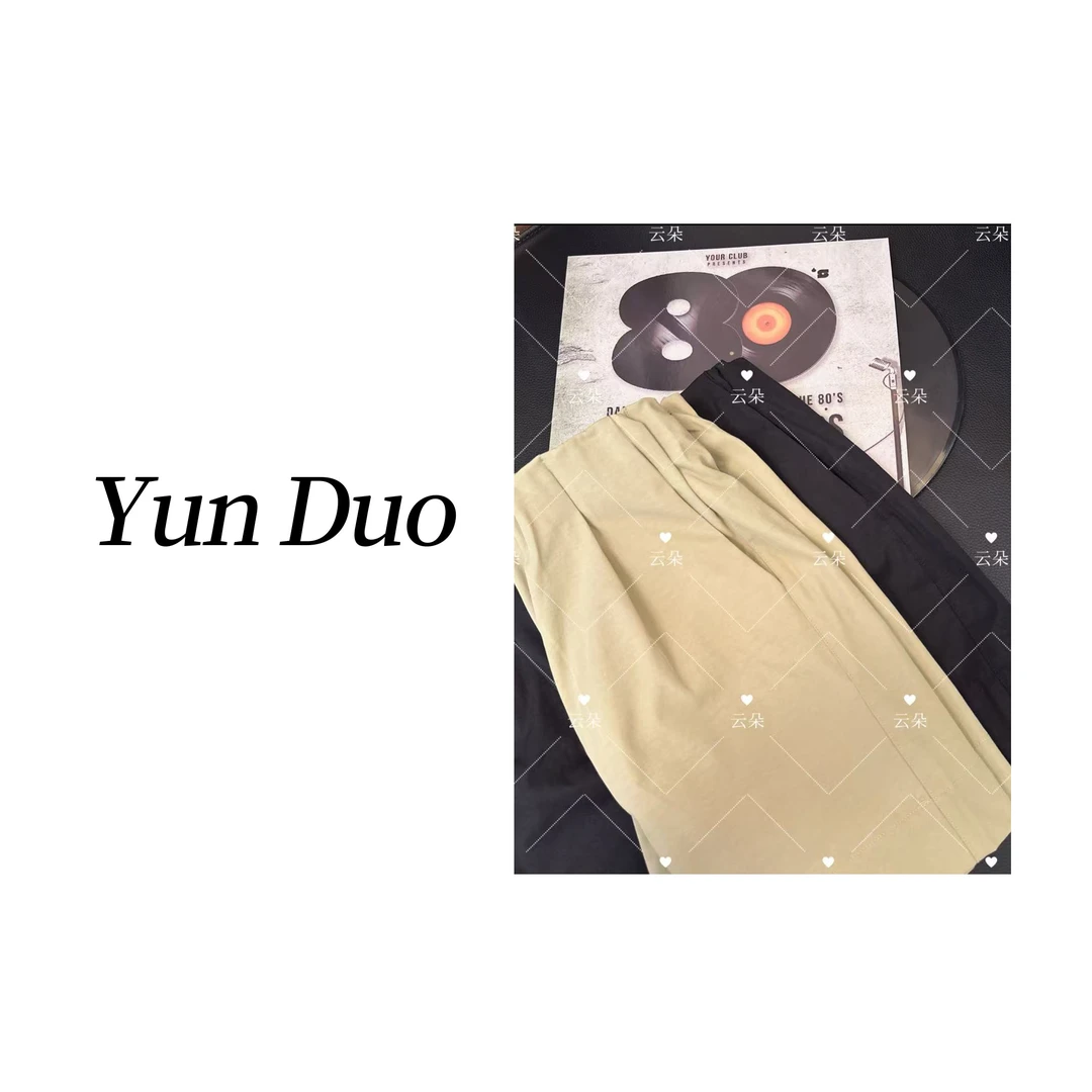 云朵定制 M舒柔特松弛感松紧腰高腰短裤 IV54