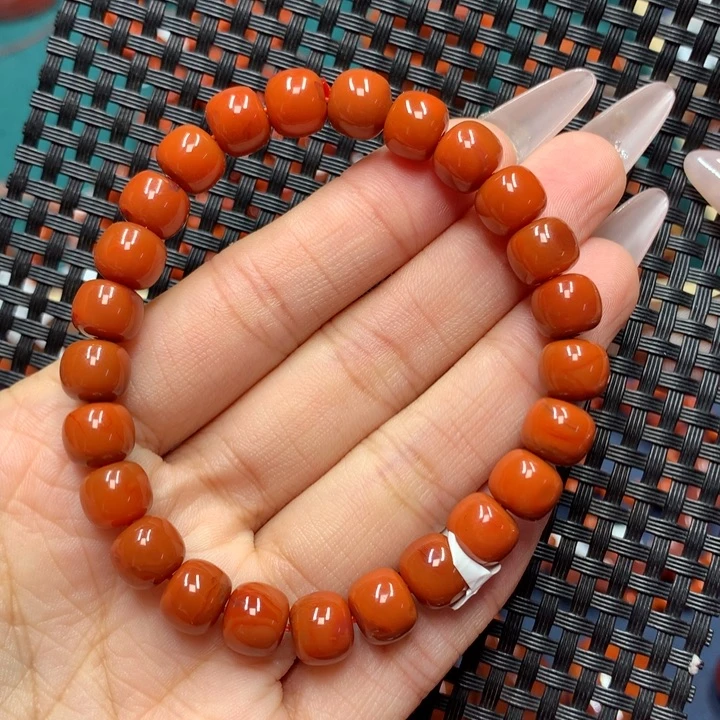 南红玛瑙手串未镶嵌8mm