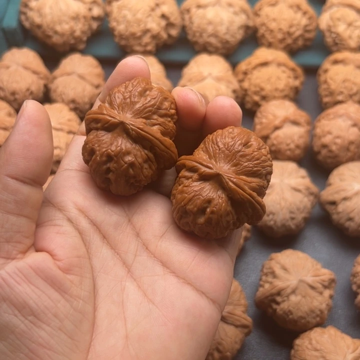 吊坠桃核888888888