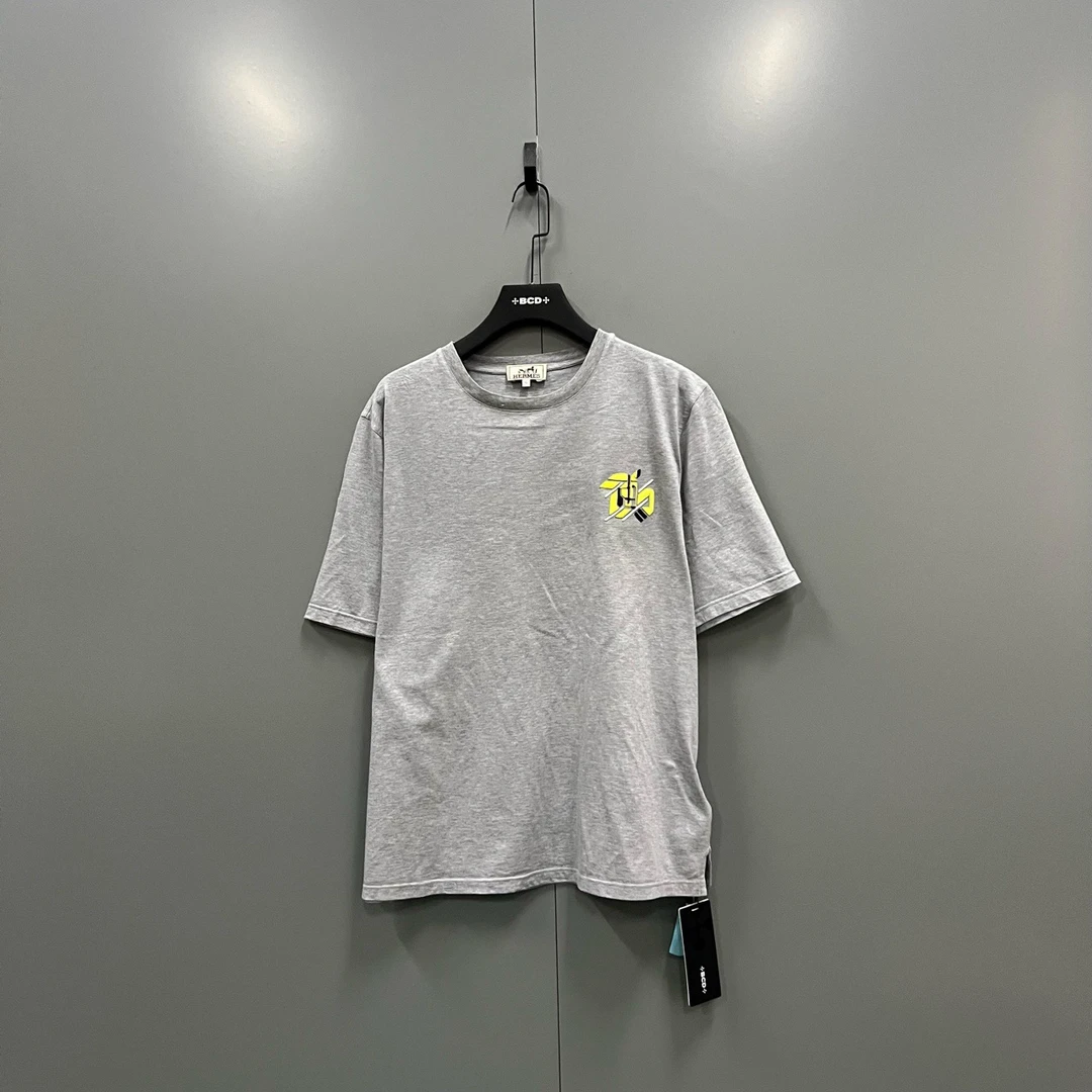 95新 Hermes/爱马仕 灰色贴布logo短袖 XL码/污渍