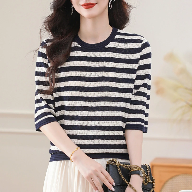 中袖上衣女七分袖妈妈高端气质t恤针织衫2025新款早秋装条纹小衫
