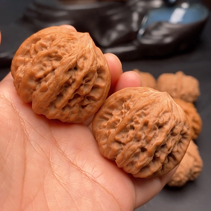 文玩核桃把件凹底40尺