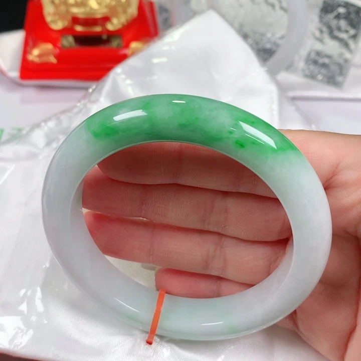 翡翠手镯未镶嵌   编号DH1225 正圈59