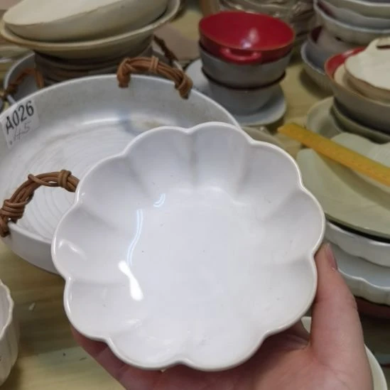 瓷片微瑕料碟六个一组