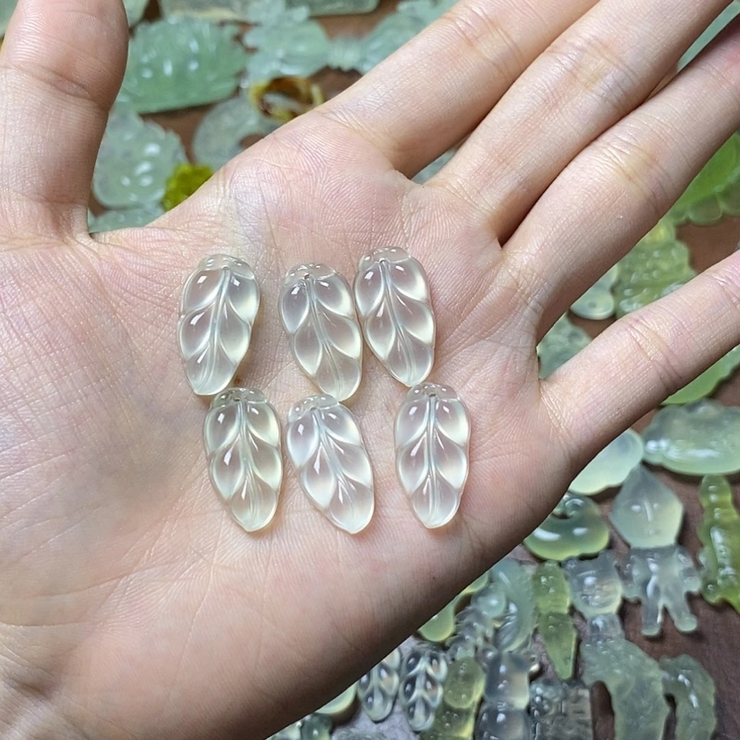 蛇纹石玉未镶嵌项链
