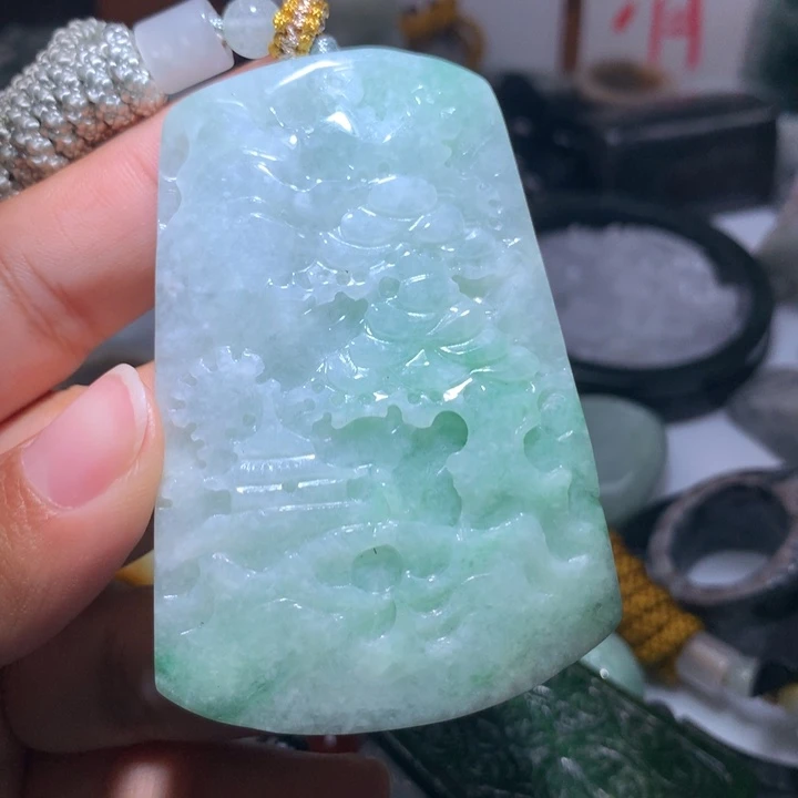 翡翠未镶嵌颈饰保真天然A货翡翠