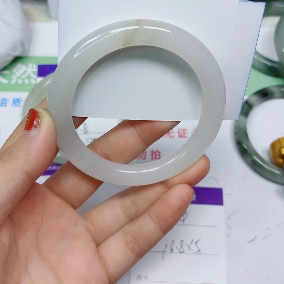 石英质玉未镶嵌手镯54/5857