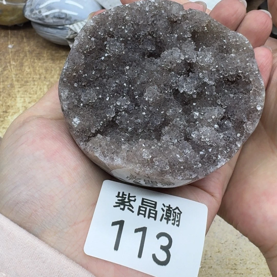 未镶嵌水晶大型摆件（非配饰）