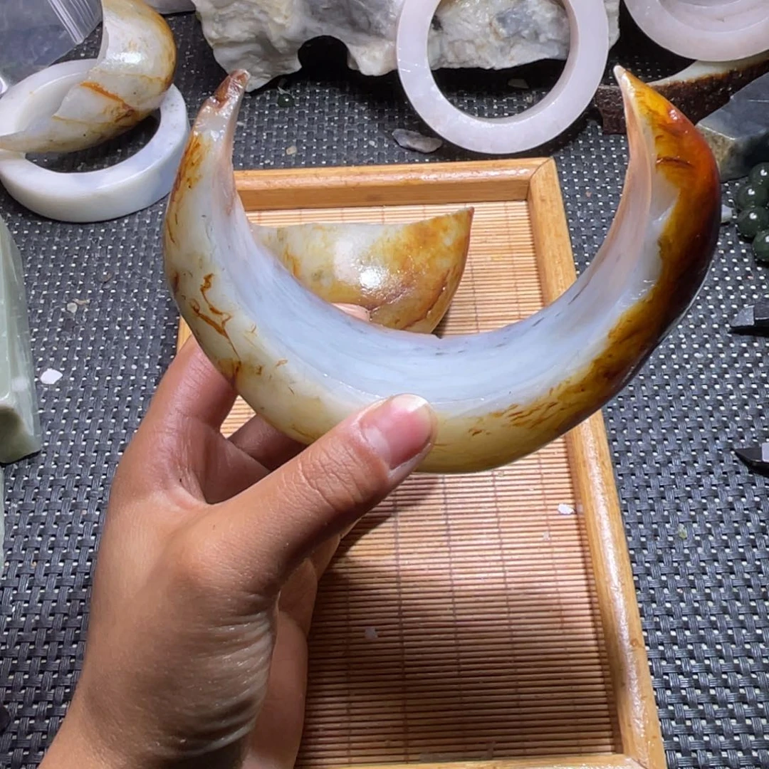 未镶嵌和田玉（糖玉）车挂乐*哥
