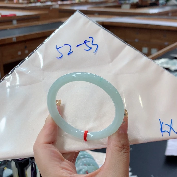 未镶嵌手镯翡翠买断