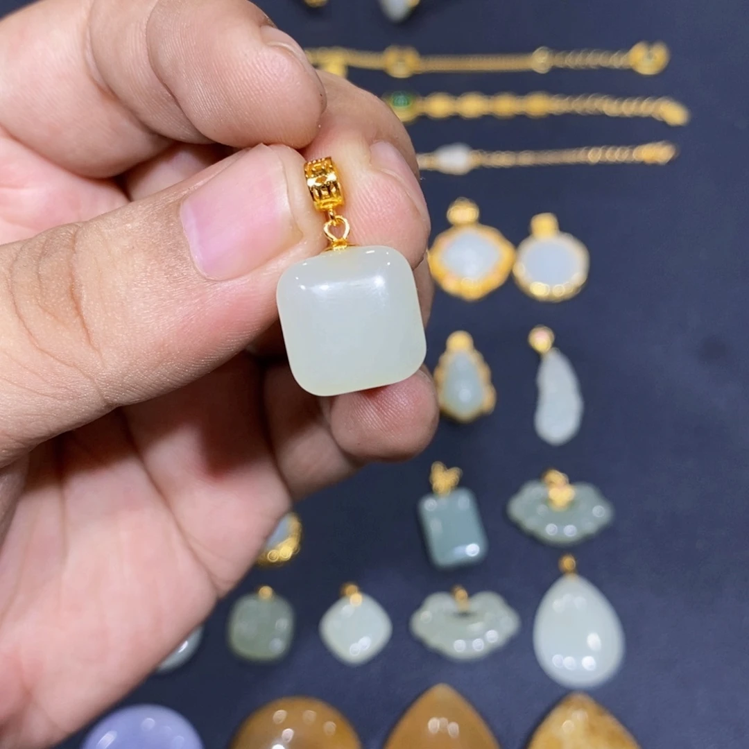 颈饰银S925镀金镶嵌和田玉