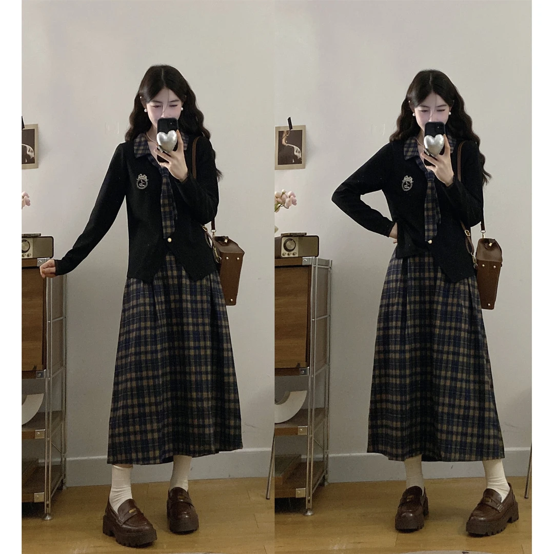 微胖大码女装胖MM藏蓝色格纹A字腰半身裙女早秋显瘦裙子不规则