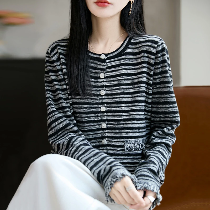 哥弟阿玛施官方新款条纹流苏羊毛开衫2025秋季时尚洋气百搭长袖女