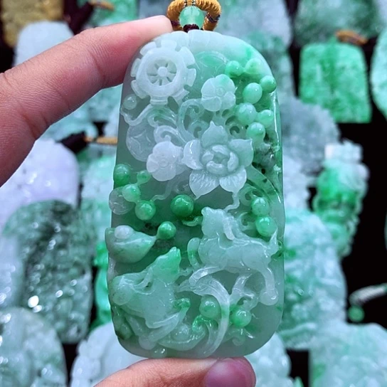 翡翠未镶嵌吊坠(不含链)