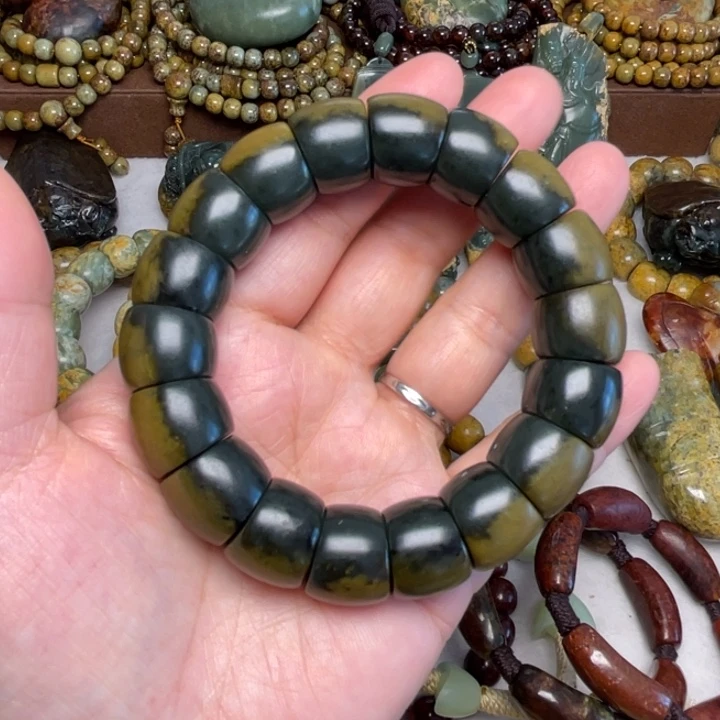 海***川岫岩河磨玉（透闪石质玉）未镶嵌颈饰