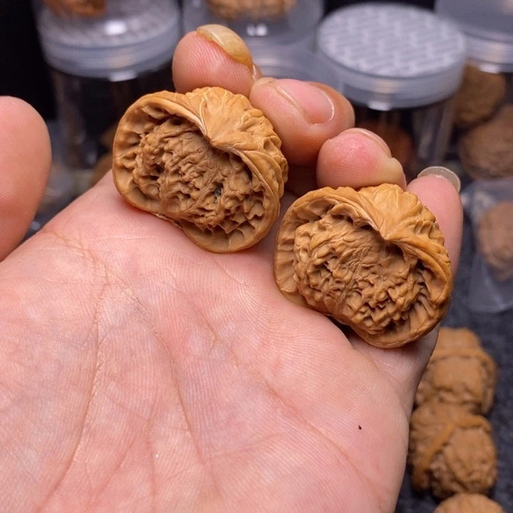 文玩核桃吊坠35.5蛇头